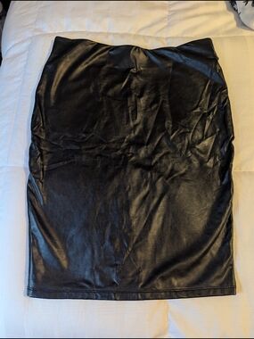 Shinestar Black Faux Leather Pencil Skirt